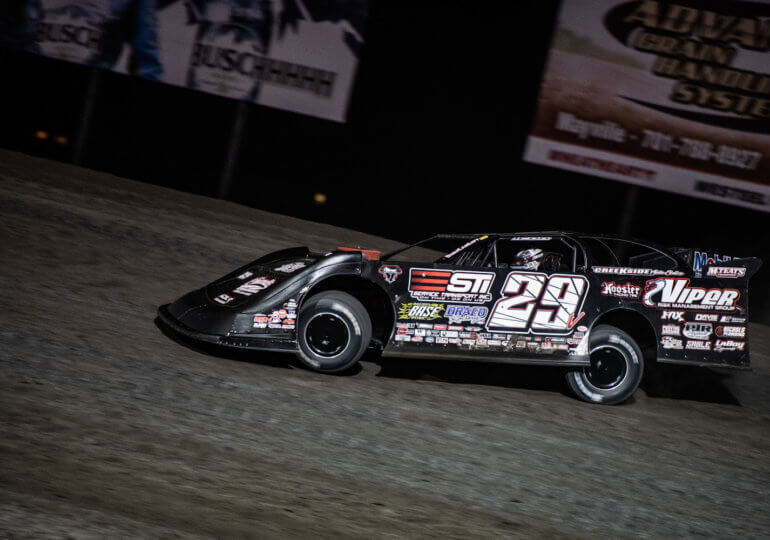 Darrell Lanigan back in Victory Lane with the World of Outlaws Late Models