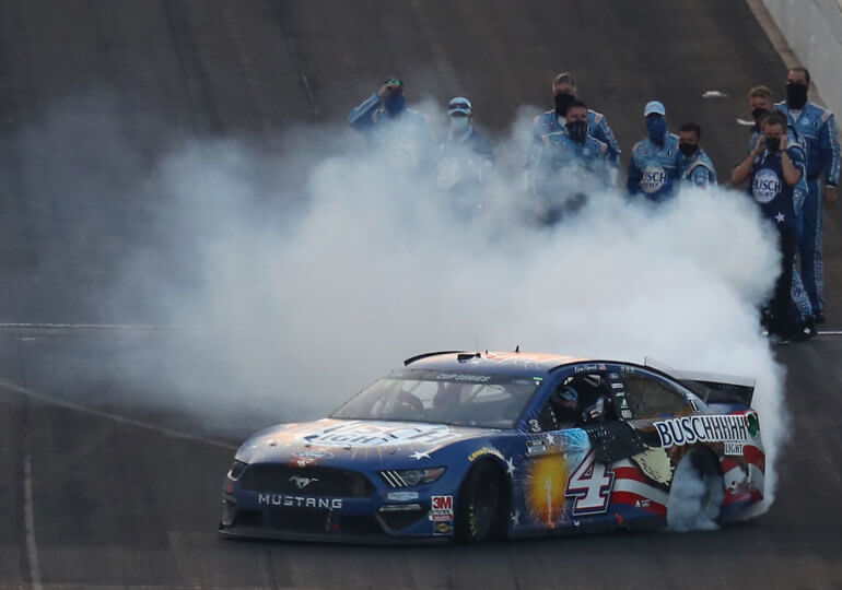 Hamlin Wrecks, Harvick wins at the Brickyard