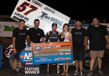 Kyle Larson wins at Red River Valley to sweep North Dakota weekend