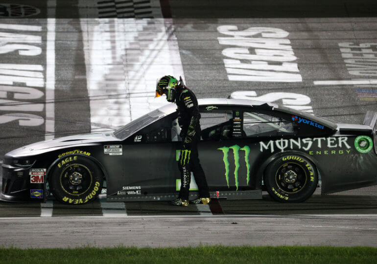 Kurt Busch conquers Vegas, Shakes up Playoff Grid