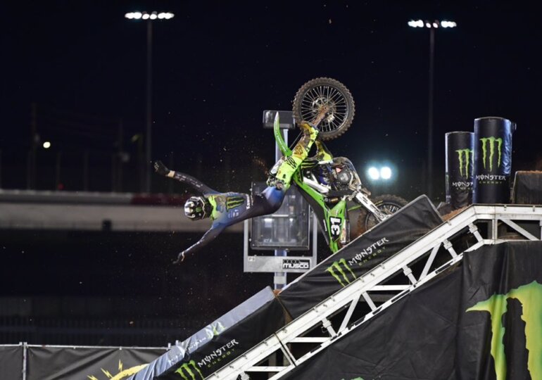 Iowan Cameron McAdoo finishes on Podium after Accident