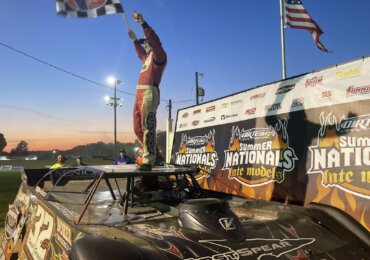 Bobby Pierce wins battle with Lance, wins Hell Tour Opener