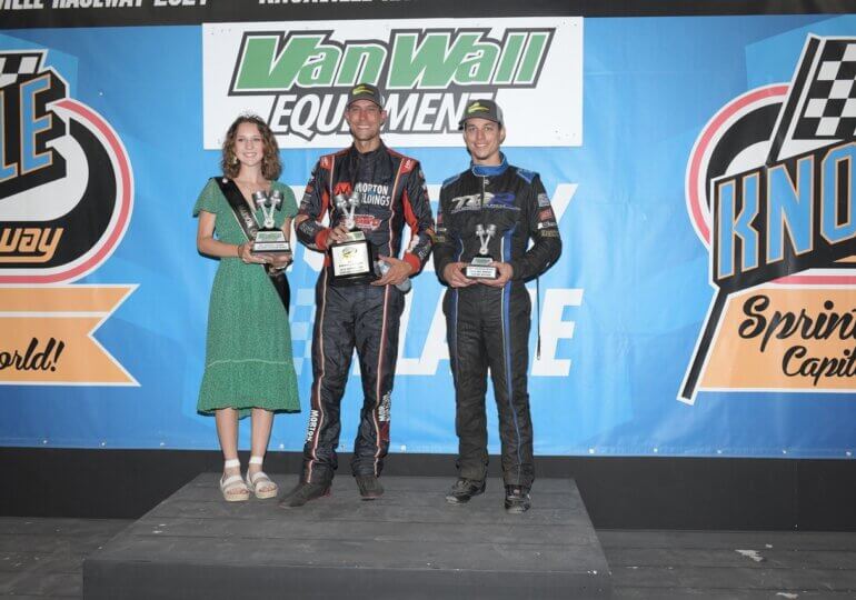 Henderson takes Knoxville Points lead in Brown's absence