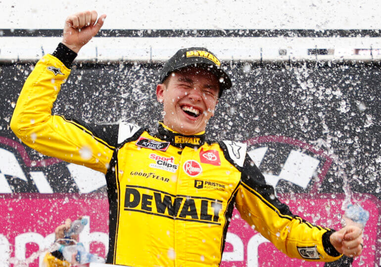 Christopher Bell wins ASCoC race