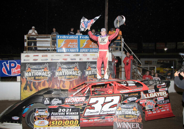 Hell Tour to crown Pierce and Hoffman champions on Saturday