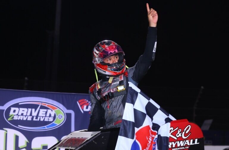 Kyle Larson wins Stoops Pursuit as part of BC39 Week