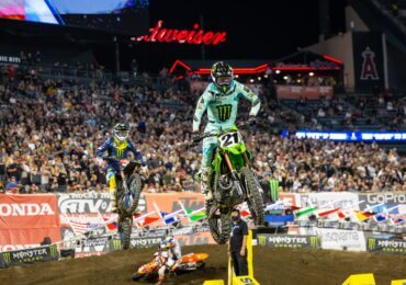 Jason Anderson wins second main event in opening six races