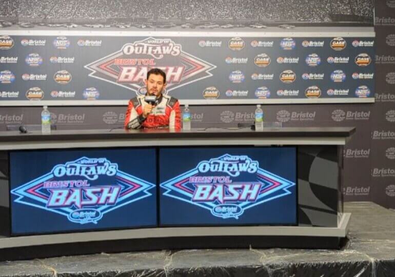 Kyle Larson at Bristol: 'It's fine, I love the World of Outlaws'