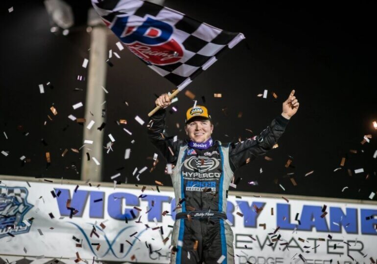 Bobby Pierce leads all 30 in route to third career WoO win