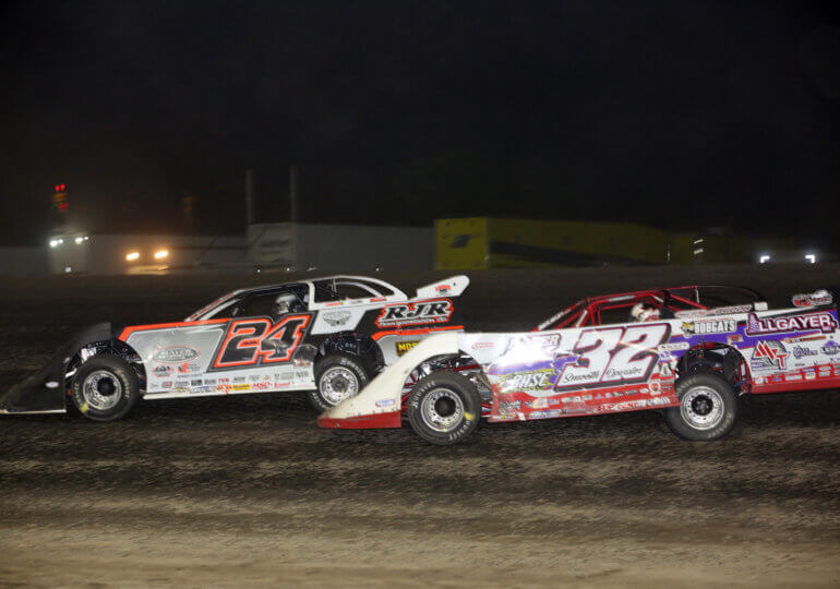 Ryan Unzicker outpaces Pierce en route to Hell Tour opener win