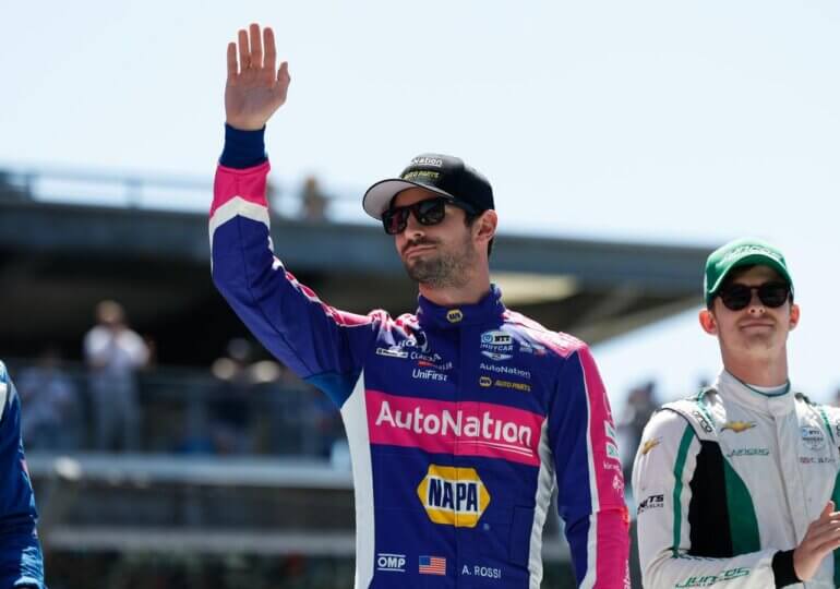 Arrow McLaren SP makes Alexander Rossi move official