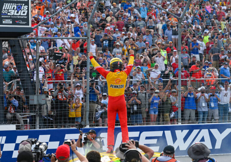 Joey Logano outduels Kyle Busch at Gateway