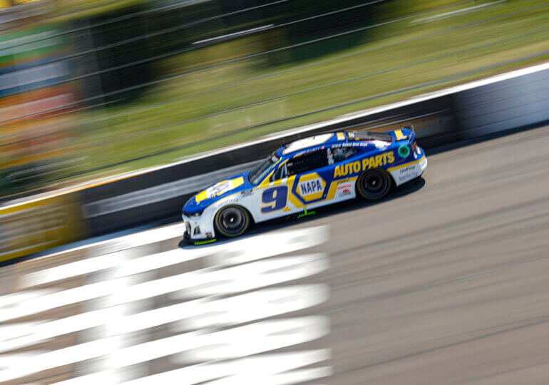 Chase Elliott wins Cup Race after Busch, Hamlin DQ'd