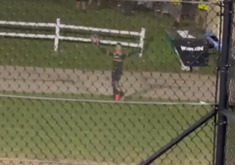 Haudenschild throws helmet after WoO no-call