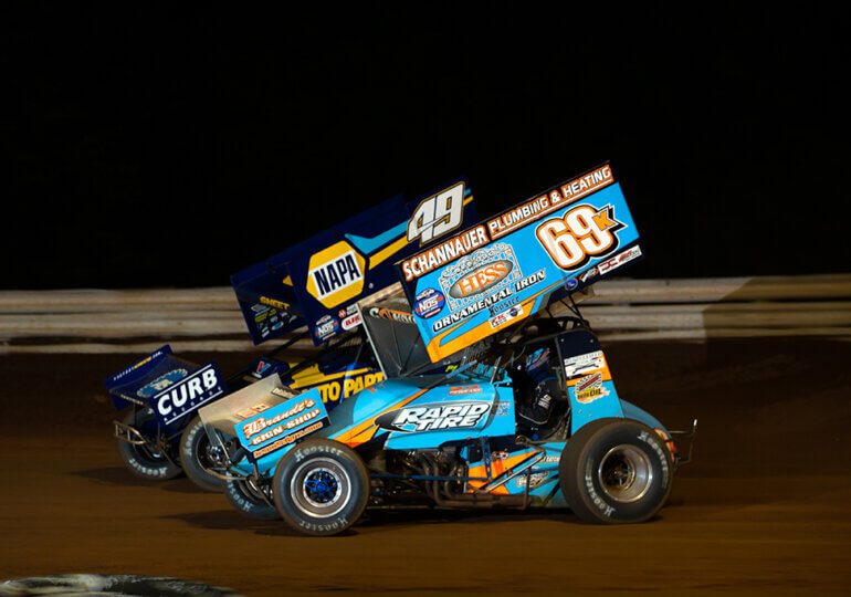 Lance Dewease beats Brent Marks to take Outlaws race at Williams Grove