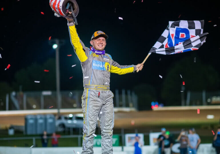 Devin Moran claims World of Outlaws season opener, holding off Sheppard at Sunshine Nationals