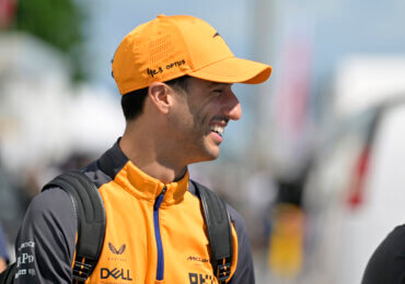 Ricciardo bought out by McLaren, won't race for team in '23