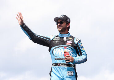 Daniel Suarez' contract extended with Trackhouse through 2023