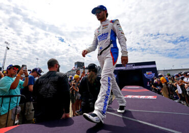 Kyle Larson takes Chase Elliott wide on restart, wins Watkins Glen