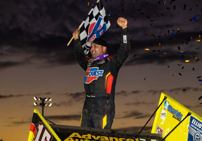 Donny Schatz holds off Gravel, takes Empire State Challenge finale