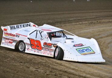 Devin Moran takes World of Outlaws season opener