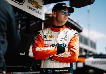 Scott McLaughlin makes the right moves, wins at Barber