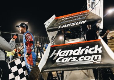 Kyle Larson earns third career Brad Doty Classic victory
