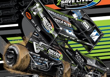 Corey Day becomes ninth full-time commitment for High Limit in '24