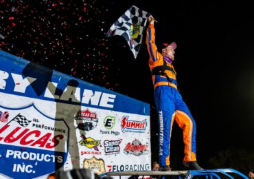 Ricky Thornton Jr. passes Tyler Erb late to take win at Ocala