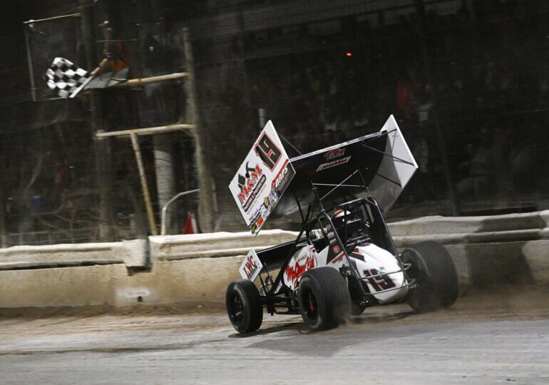 Brent Marks makes last-lap pass to win High Limit A-Main at Grandview