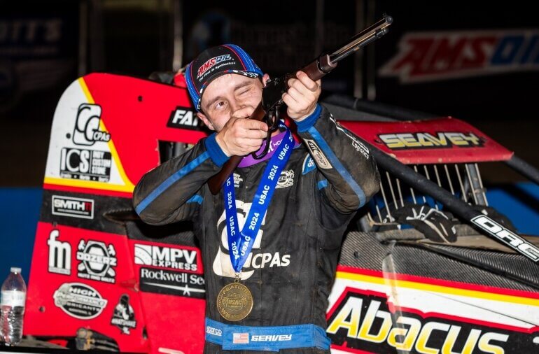 SEAVEY SPECTACULAR: Logan Seavey claims Tony Hulman Classic