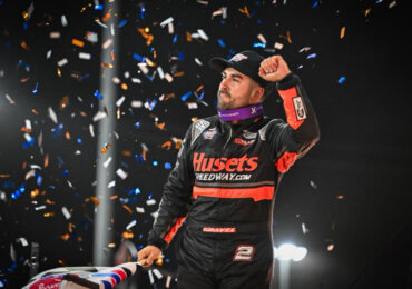 David Gravel claims win after Larson's engine failure at Knoxville