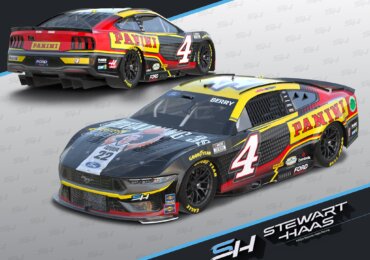 Caitlin Clark will be on a NASCAR hood in Sunday's Brickyard 400