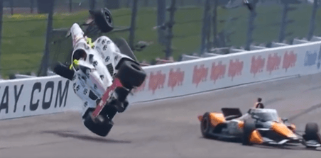 WATCH: Four cars involved in scary accident on final lap of Iowa IndyCar race