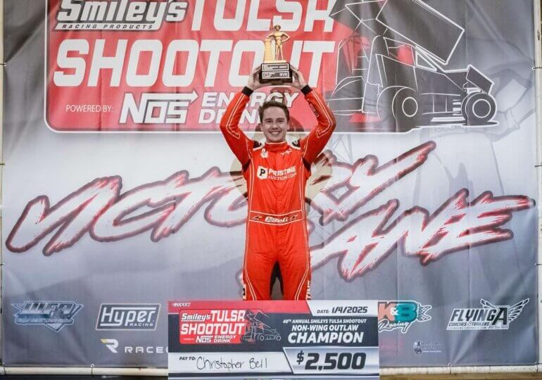Christopher Bell holds off Kyle Larson in Tulsa Shootout finale